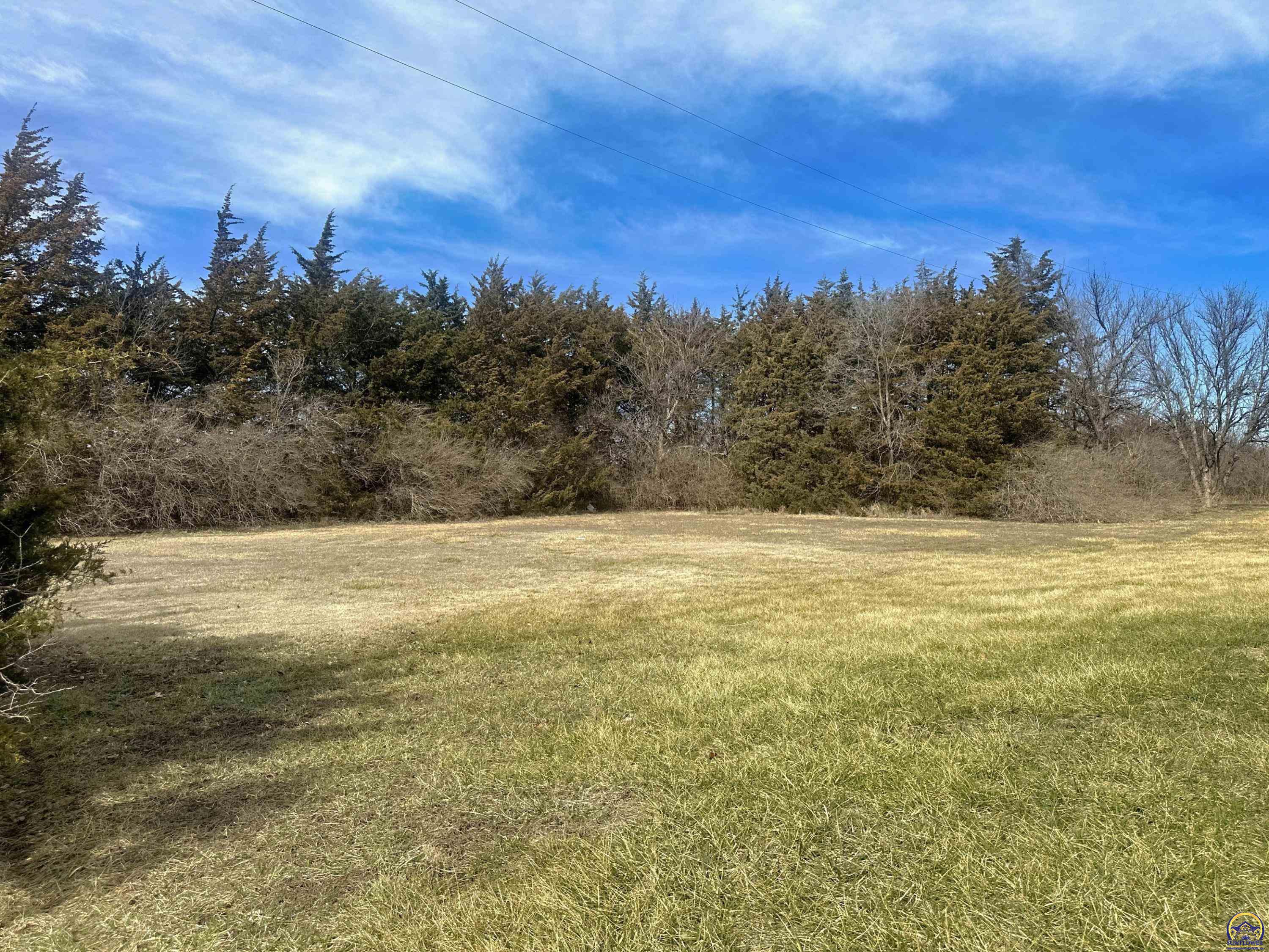 Wakarusa, Kansas 66546, United States, 4 Bedrooms Bedrooms, ,2 BathroomsBathrooms,Residential,Pending,85842