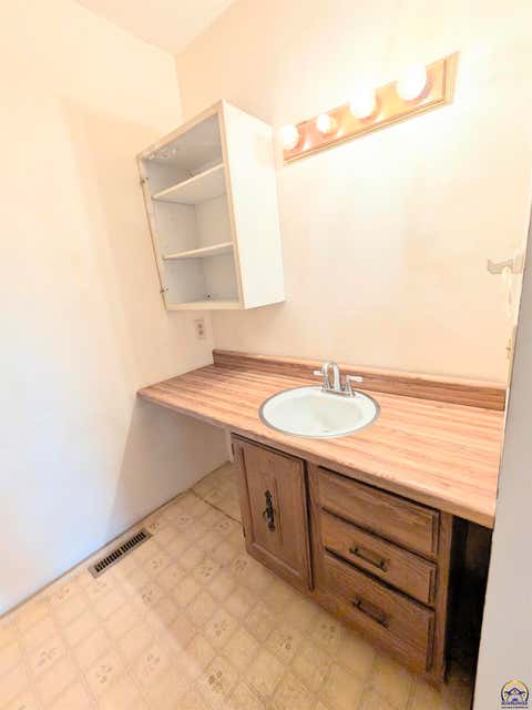 Tiny photo for 1050 Road F, Emporia, KS 66801 (MLS # 245978)