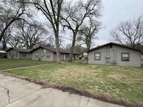 Tiny photo for 12131215 Yuma St, Manhattan, KS 66502 (MLS # 243773)
