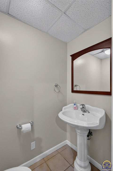 Tiny photo for 12211 SW 57th St, Topeka, KS 66610 (MLS # 246063)