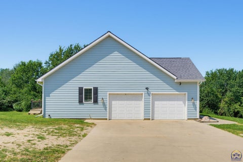 Tiny photo for 12211 SW 57th St, Topeka, KS 66610 (MLS # 246063)