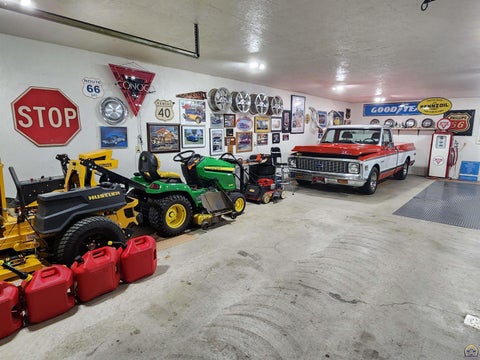 Tiny photo for 20 Lakeshore Dr, Emporia, KS 66801 (MLS # 243729)
