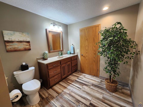 Tiny photo for 20 Lakeshore Dr, Emporia, KS 66801 (MLS # 243729)