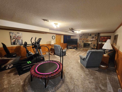 Tiny photo for 20 Lakeshore Dr, Emporia, KS 66801 (MLS # 243729)