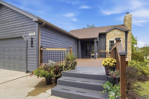 Tiny photo for 3336 SE Meadowview Dr, Topeka, KS 66605 (MLS # 246635)