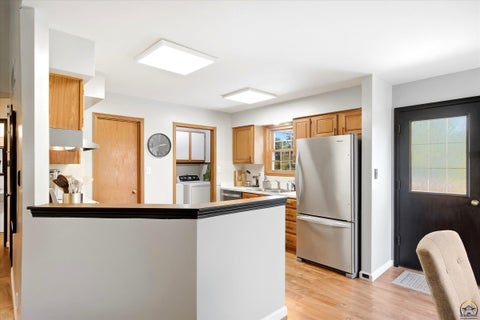 Tiny photo for 3336 SE Meadowview Dr, Topeka, KS 66605 (MLS # 246635)
