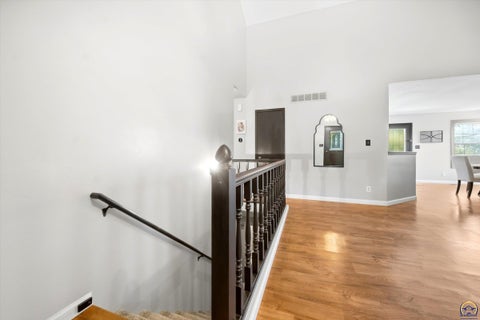 Tiny photo for 3336 SE Meadowview Dr, Topeka, KS 66605 (MLS # 246635)