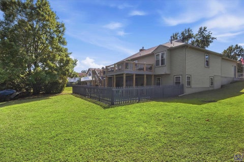 Tiny photo for 3336 SE Meadowview Dr, Topeka, KS 66605 (MLS # 246635)