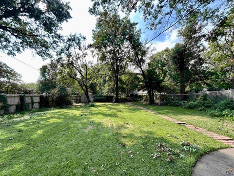 Tiny photo for 3119 SW 11th St, Topeka, KS 66604 (MLS # 246819)