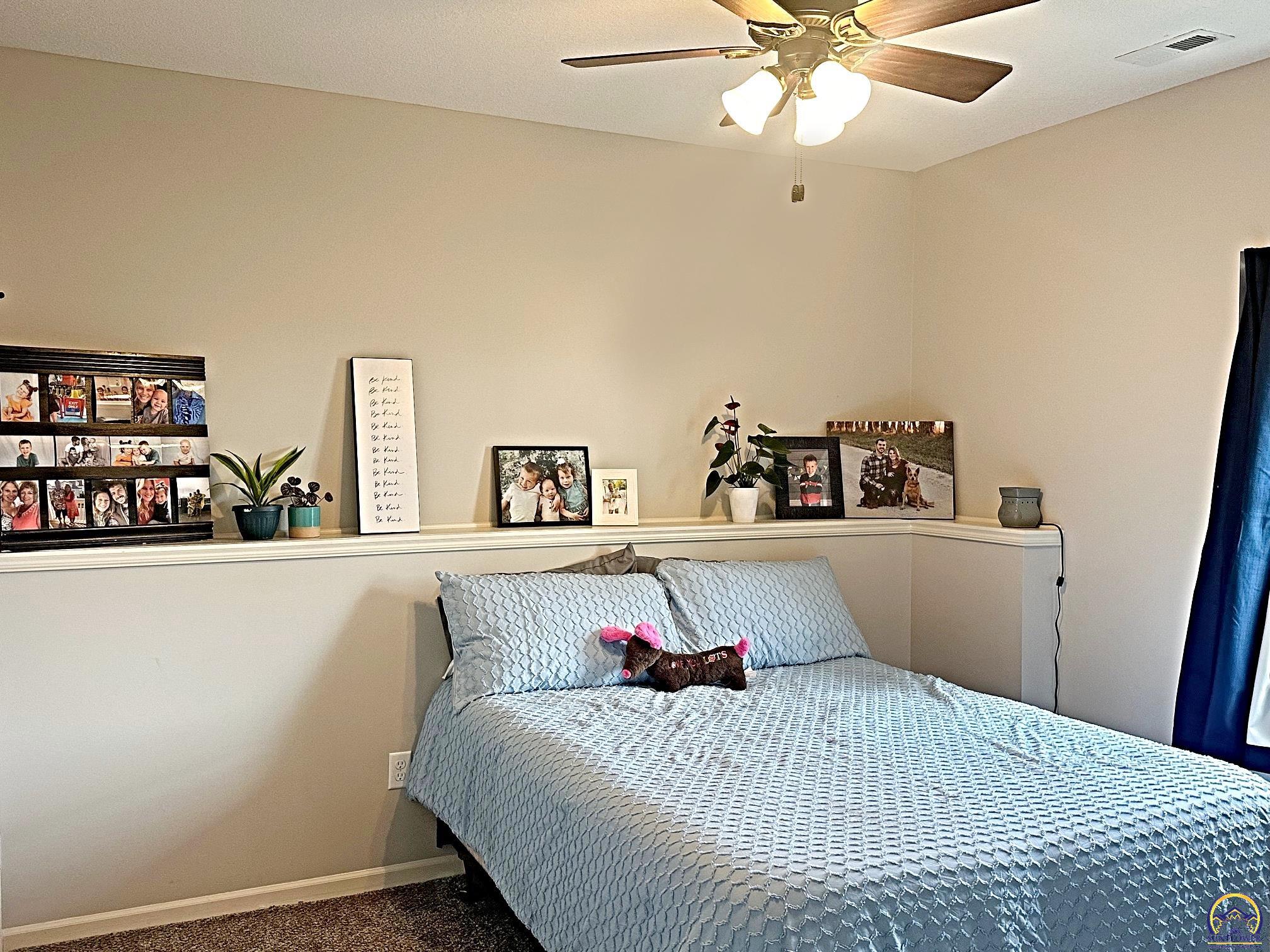 Linwood, Kansas 66052, United States, 5 Bedrooms Bedrooms, ,3 BathroomsBathrooms,Residential,Pending,62869