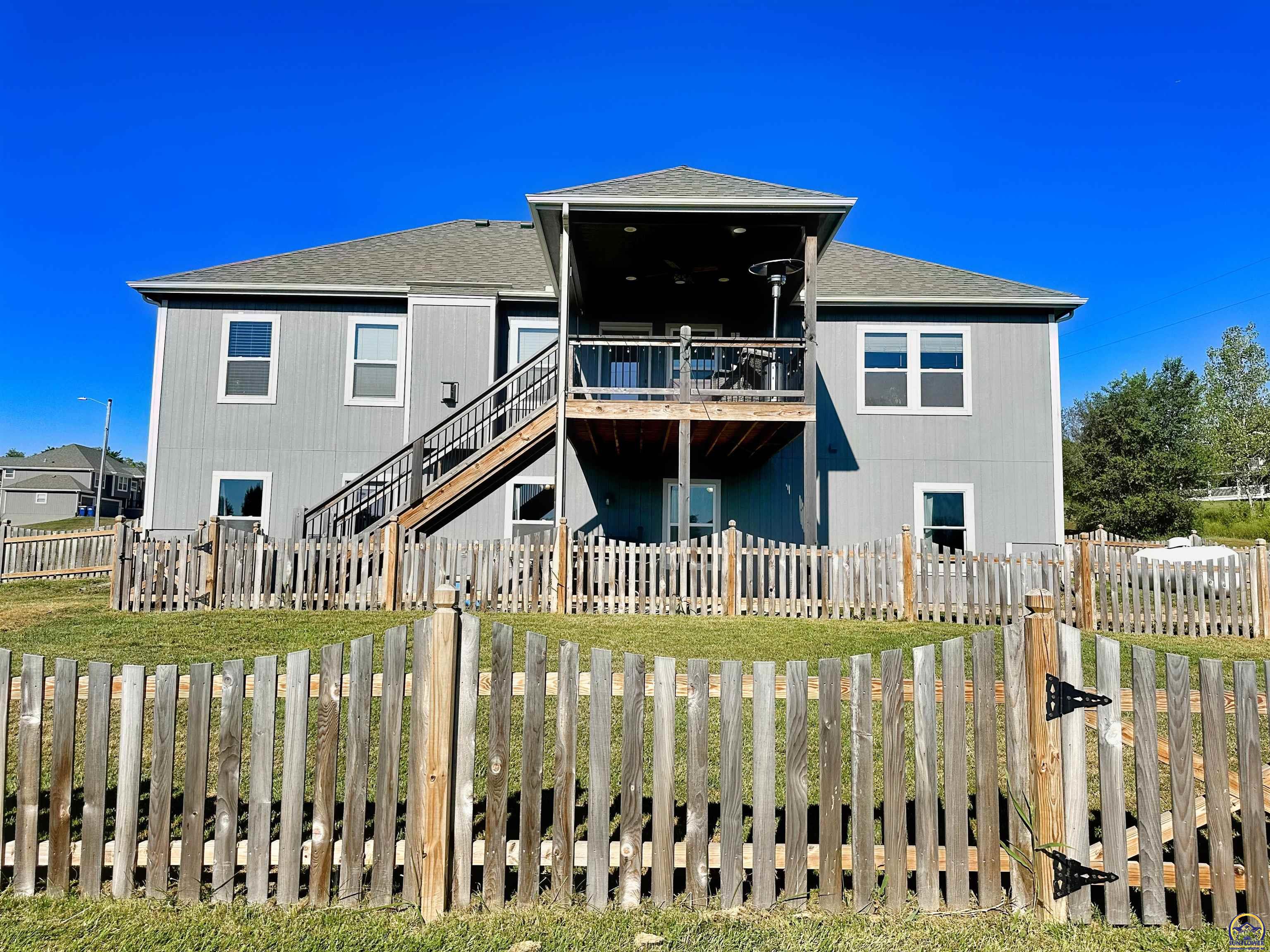 Linwood, Kansas 66052, United States, 5 Bedrooms Bedrooms, ,3 BathroomsBathrooms,Residential,Pending,62869