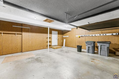 Tiny photo for 1701 Hammond Dr, Emporia, KS 66862 (MLS # 246617)