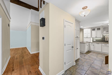 Tiny photo for 1701 Hammond Dr, Emporia, KS 66862 (MLS # 246617)