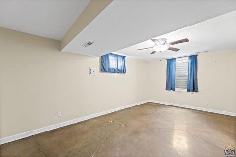 Tiny photo for 1701 Hammond Dr, Emporia, KS 66862 (MLS # 246617)