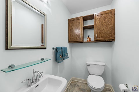 Tiny photo for 1701 Hammond Dr, Emporia, KS 66862 (MLS # 246617)