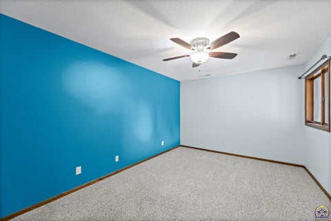 Tiny photo for 1701 Hammond Dr, Emporia, KS 66862 (MLS # 246617)