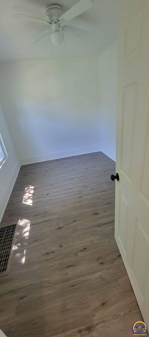 Tiny photo for 1529 SE Monroe St, Topeka, KS 66612 (MLS # 244829)