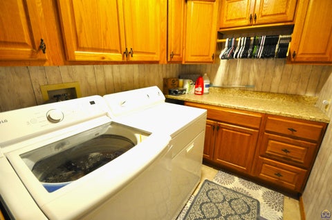 Tiny photo for 6601 SW Hamptonshire Ln, Topeka, KS 66614 (MLS # 246794)