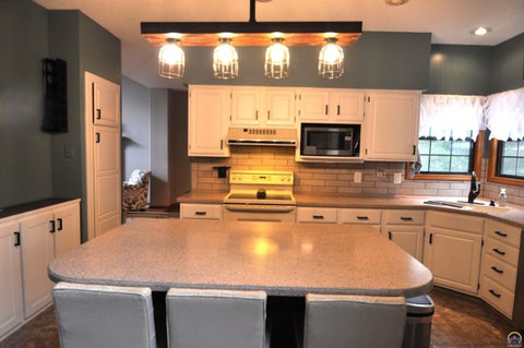 Tiny photo for 6601 SW Hamptonshire Ln, Topeka, KS 66614 (MLS # 246794)