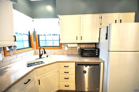 Tiny photo for 6601 SW Hamptonshire Ln, Topeka, KS 66614 (MLS # 246794)