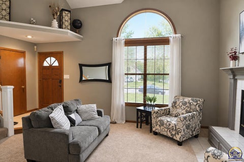 Tiny photo for 6601 SW Hamptonshire Ln, Topeka, KS 66614 (MLS # 246794)