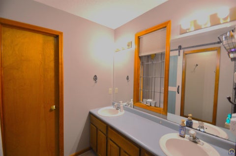 Tiny photo for 6601 SW Hamptonshire Ln, Topeka, KS 66614 (MLS # 246794)