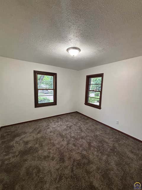 Tiny photo for 2133 SE Ohio Ave, Topeka, KS 66605 (MLS # 244707)