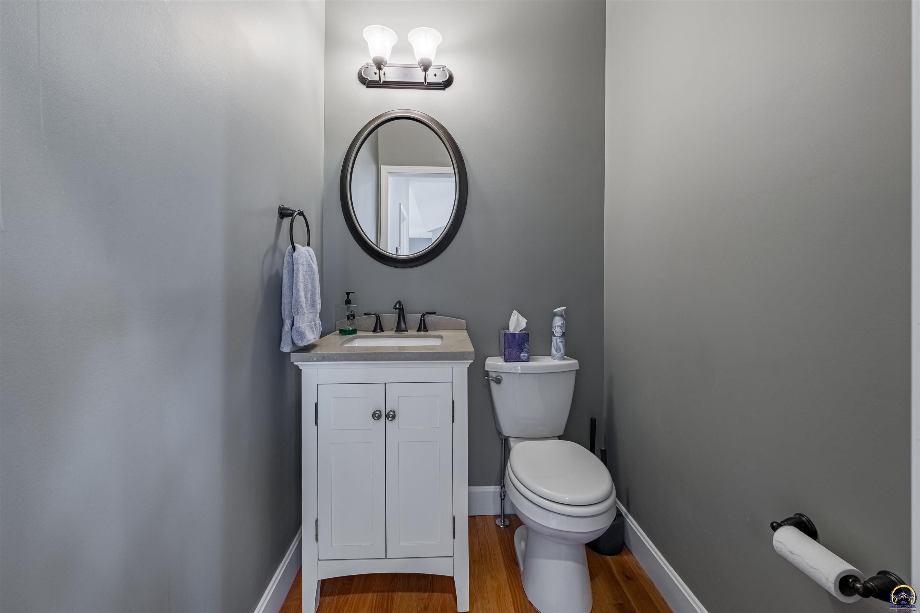 Berryton, Kansas 66409, United States, 2 Bedrooms Bedrooms, ,3 BathroomsBathrooms,Residential,Pending,41791