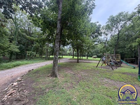 Tiny photo for 8237 SE 2nd St, Tecumseh, KS 66542 (MLS # 245829)
