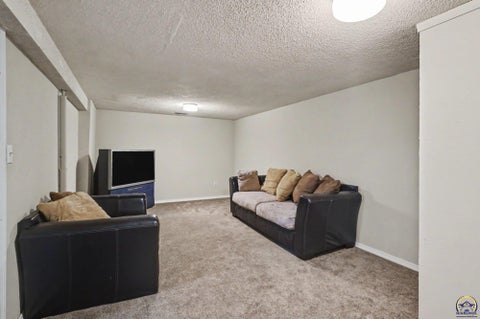 Tiny photo for 303 NE Mimosa Ln, Topeka, KS 66617 (MLS # 246424)