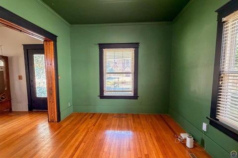 Tiny photo for 1102 Neosho St, Emporia, KS 66801 (MLS # 245101)