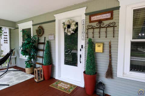 Tiny photo for 1102 Neosho St, Emporia, KS 66801 (MLS # 245101)