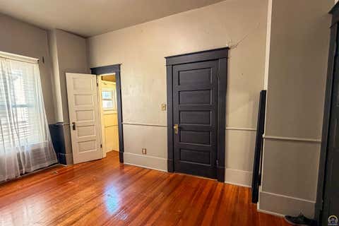 Tiny photo for 1102 Neosho St, Emporia, KS 66801 (MLS # 245101)
