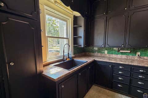 Tiny photo for 1102 Neosho St, Emporia, KS 66801 (MLS # 245101)