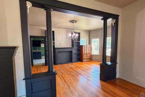 Tiny photo for 1102 Neosho St, Emporia, KS 66801 (MLS # 245101)