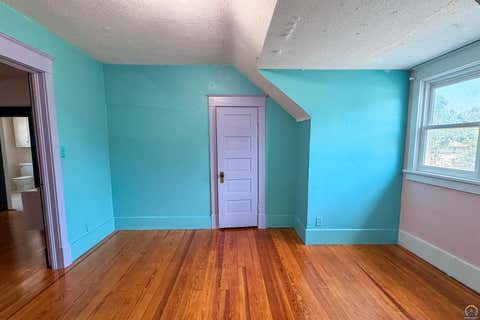 Tiny photo for 1102 Neosho St, Emporia, KS 66801 (MLS # 245101)