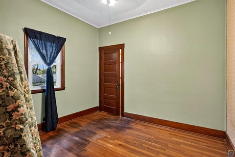 Tiny photo for 335 Topeka Ave, Holton, KS 66436 (MLS # 247133)