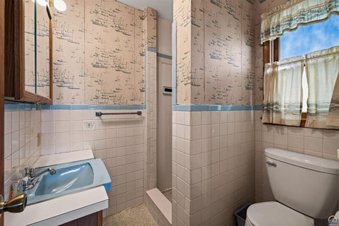 Tiny photo for 335 Topeka Ave, Holton, KS 66436 (MLS # 247133)