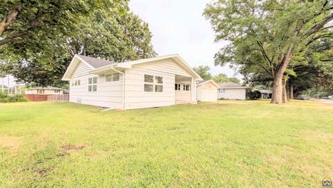 Tiny photo for 1128 Thompson St, Emporia, KS 66801 (MLS # 245798)