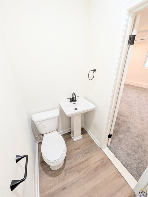 Tiny photo for 1128 Thompson St, Emporia, KS 66801 (MLS # 245798)