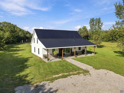 Photo of 14708 46th St, Perry, KS 66073 (MLS # 246801)