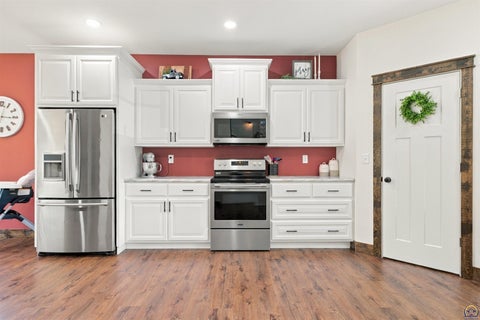 Tiny photo for 14708 46th St, Perry, KS 66073 (MLS # 246801)