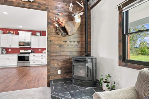 Tiny photo for 14708 46th St, Perry, KS 66073 (MLS # 246801)