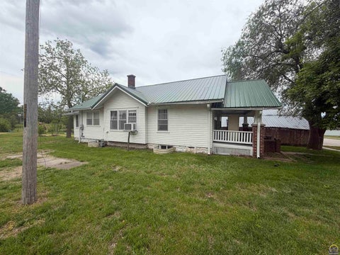 Tiny photo for 421 Commercial St, Havensville, KS 66432 (MLS # 244445)