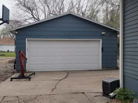 Tiny photo for 525 S Exchange St, Emporia, KS 66801 (MLS # 243746)