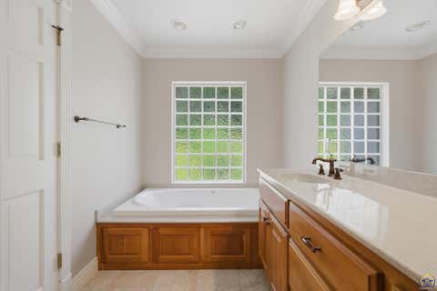 Tiny photo for 2052 Stephen Court, Manhattan, KS 66503 (MLS # 244700)