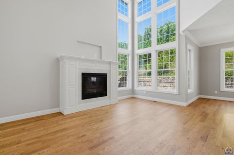 Tiny photo for 2052 Stephen Court, Manhattan, KS 66503 (MLS # 244700)