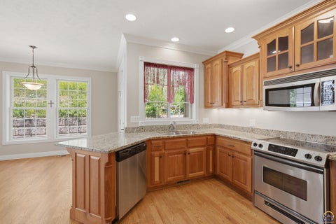 Tiny photo for 2052 Stephen Court, Manhattan, KS 66503 (MLS # 244700)