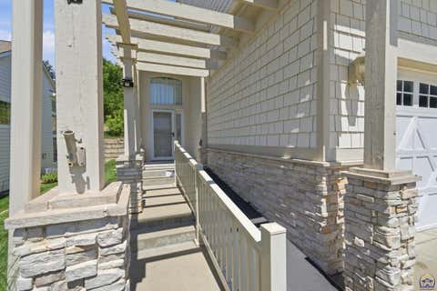Tiny photo for 2052 Stephen Court, Manhattan, KS 66503 (MLS # 244700)