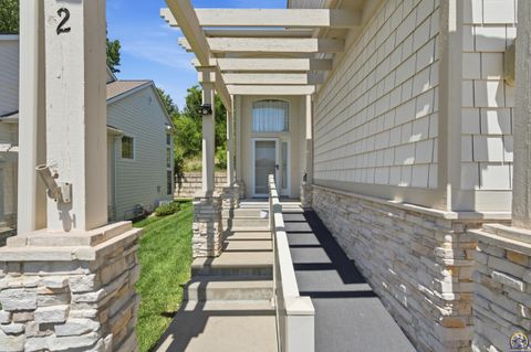 Tiny photo for 2052 Stephen Court, Manhattan, KS 66503 (MLS # 244700)